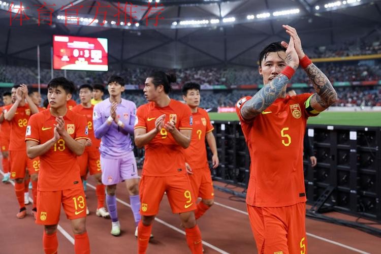 世预赛中国队负于韩国队 张琳芃迎百场里程碑